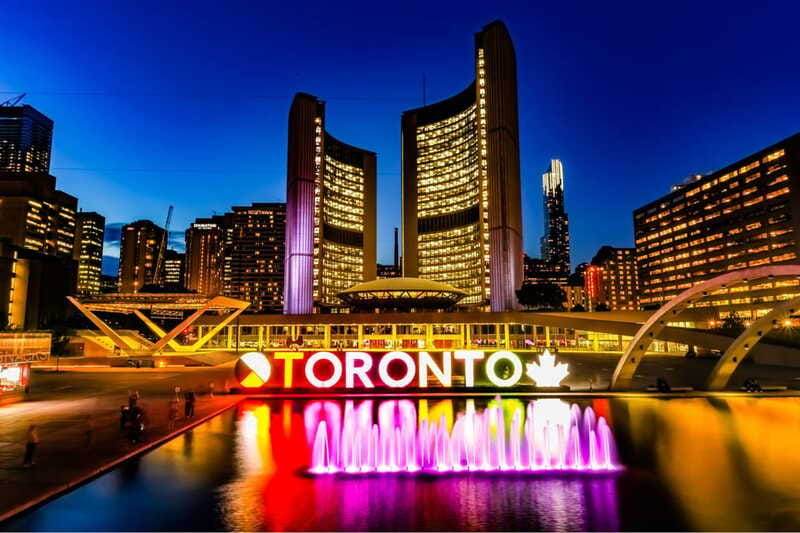 Toronto: Private Walking Tour With A Guide (Private Tour) - The guides make the difference