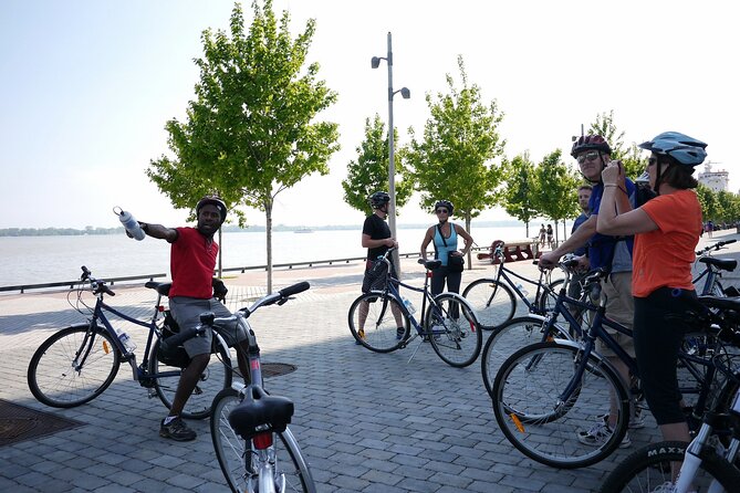 Toronto: Private Walking Tour With A Guide (Private Tour) - What the first two hours can give you