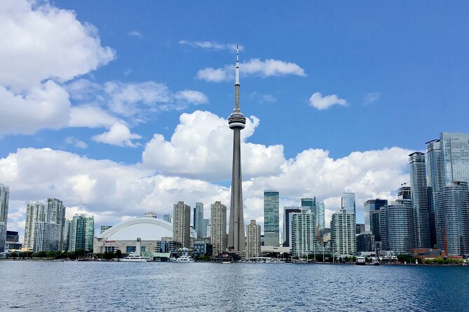 Toronto: Private Walking Tour with a Local - Graffiti Alley, Chinatown, and Everyday Toronto