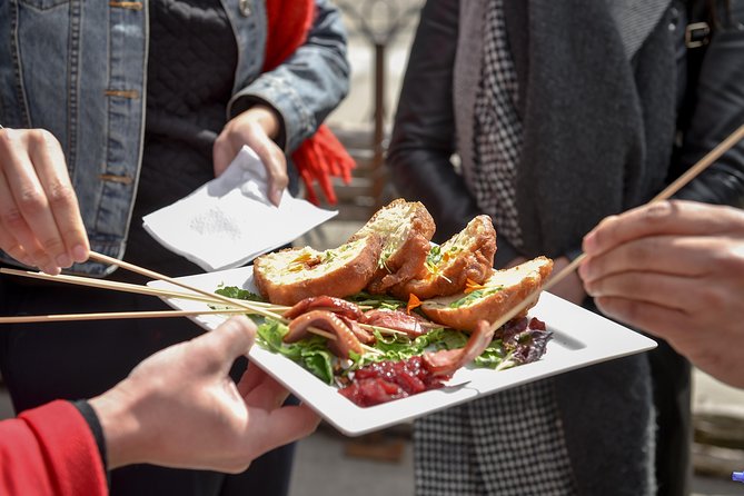 Toronto's International Food Tour - Kensington Market - Group size, timing, and the best way to plan your day