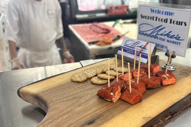 Toronto: St Lawrence Market Food Tour with 6 Food Tastings - Who will enjoy this Toronto food tour most?