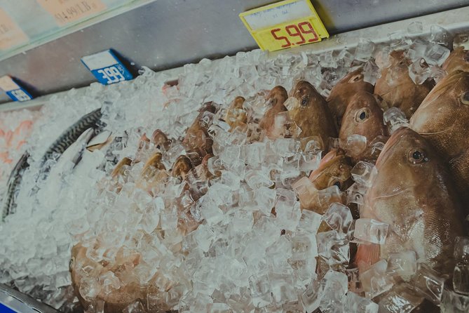Under the Surface of Montreal's Chinatown: Guided Food Walking Tour - Szechuan, Dongbei, and Hunan Flavors