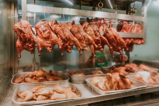 Under the Surface of Montreal's Chinatown: Guided Food Walking Tour - What Makes the Small Group Valuable