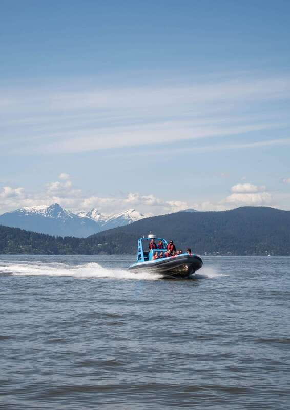 Vancouver: Boat to Bowen Island on UNESCO Howe Sound Fjord - Leaving Vancouver and finding the seal colonies