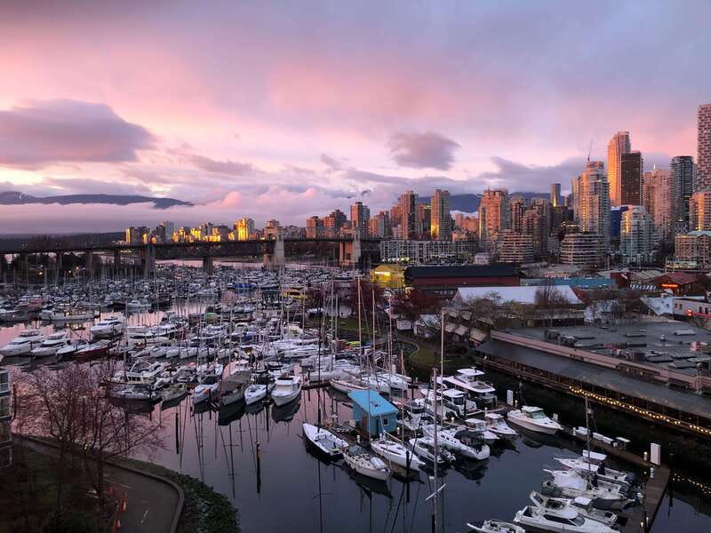 Vancouver: City Highlights Tour with Hotel Transfers - Why this 210-minute tour works for a first day