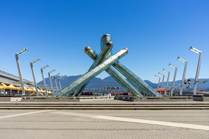 Vancouver City Tour with Admission to Lookout Tower - What the Deluxe Coach Adds