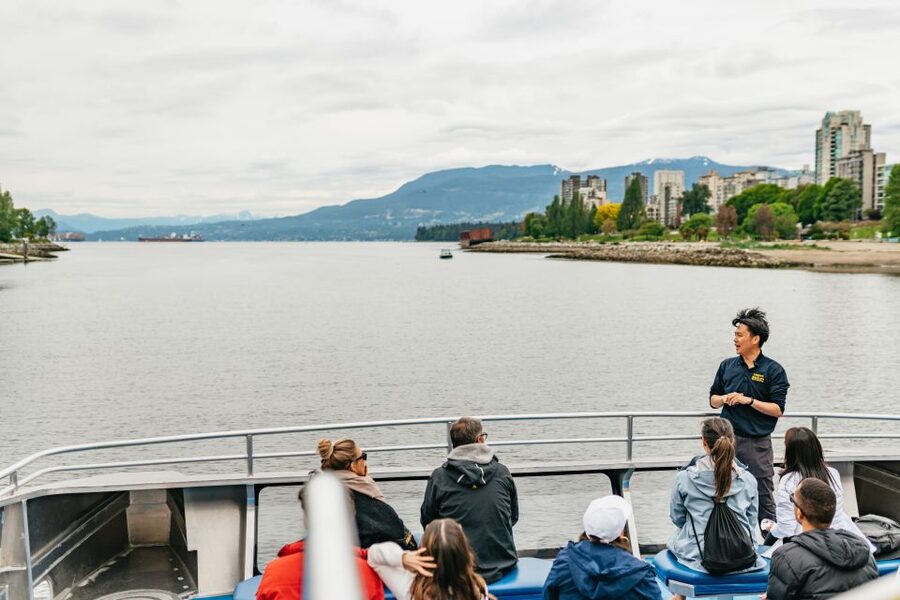 Vancouver: Covered Whale Watching Adventure with Free Photos - Free photos are more useful than they sound