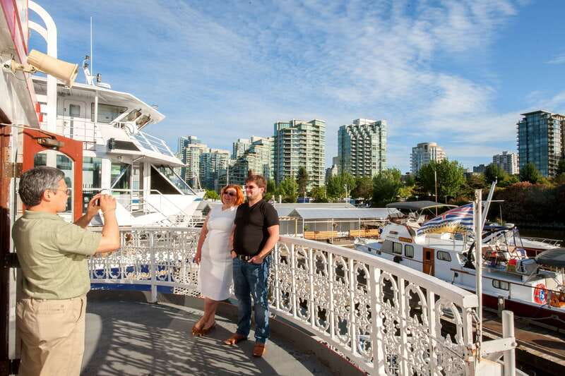 Vancouver: Evening Cruise with Dinner Buffet - Key Points at a Glance