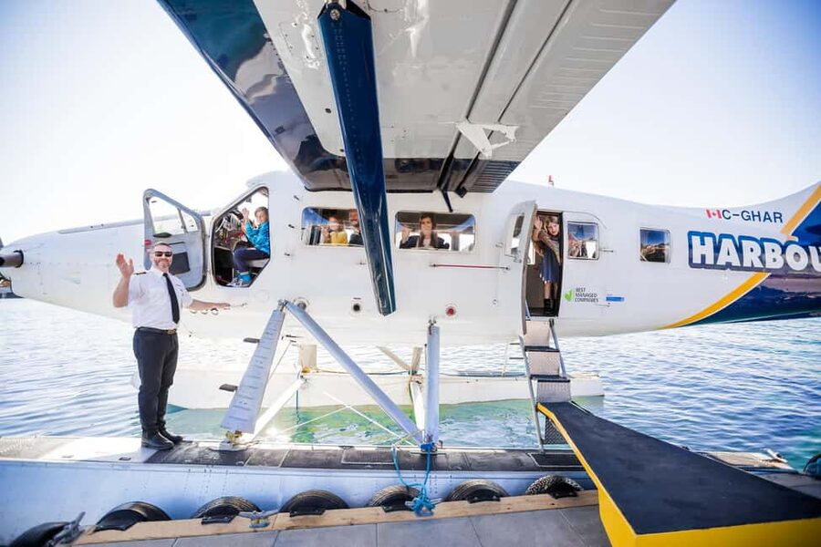 Vancouver: Extended Scenic Panorama Seaplane Tour - The splashy start from Vancouver Harbour