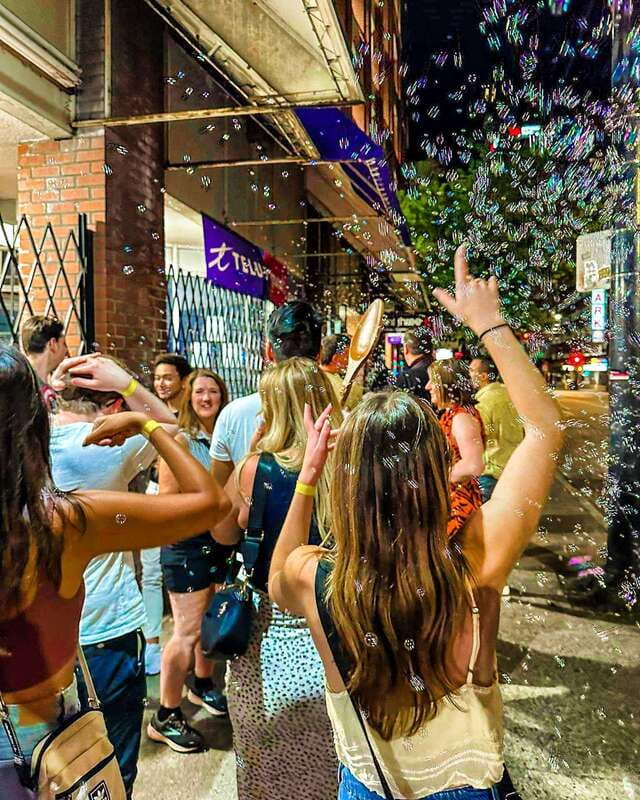 Vancouver: Gastown Pub Crawl - Is the $21 Gastown Pub Crawl Worth Booking?