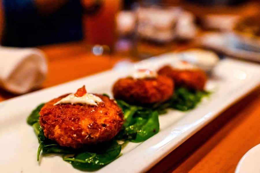 Vancouver: Guided Food and City History Tour - What the three-hour format feels like