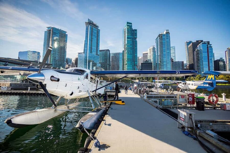Vancouver: Scenic Panorama Seaplane Tour - The classic seaplane feeling