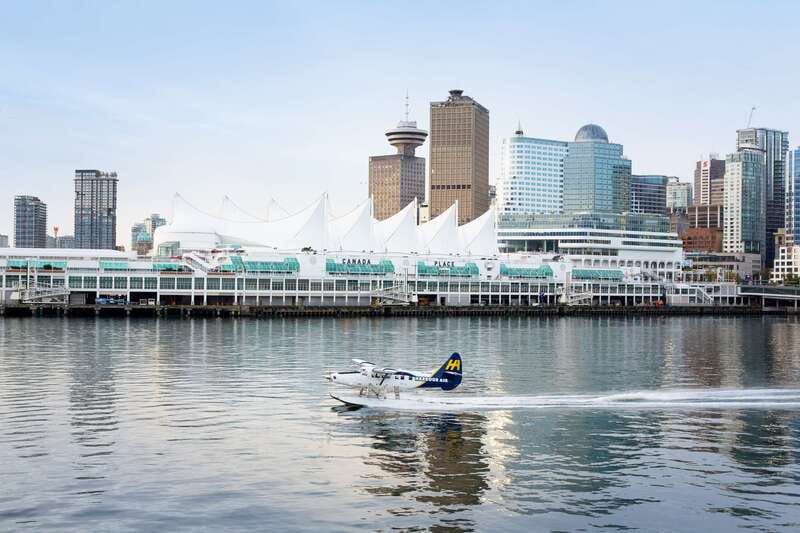 Vancouver: Scenic Panorama Seaplane Tour & Suspension Bridge - Crossing the 137-meter Capilano Suspension Bridge