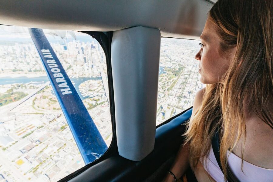 Vancouver: Scenic Panorama Seaplane Tour & Suspension Bridge - Practical timing and booking advice