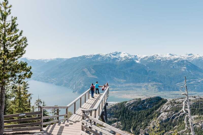 Vancouver: Sea to Sky Gondola and Whistler Day Trip - Riding the Sea to Sky Gondola to 885 meters