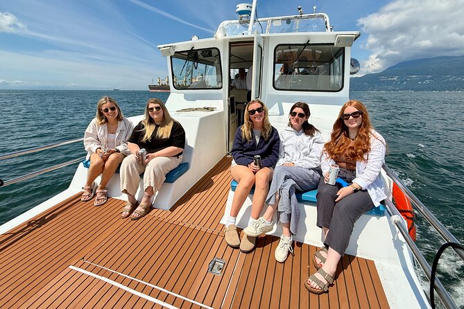 Vancouver Sightseeing Boat Cruise with Live Tour Guide - English Bay and Stanley Park from the water