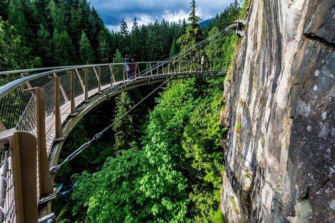 Vancouver Tour: Stanley Park, Granville Island & Capilano Bridge - Why this half-day Vancouver tour works