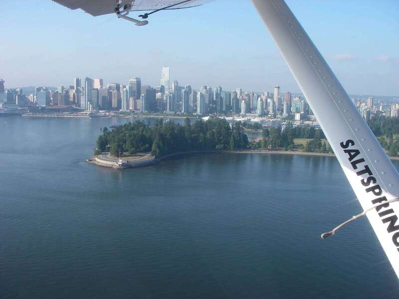 Vancouver: Victoria and Butchart Gardens by Seaplane - Morning pickup and the flight to Victoria
