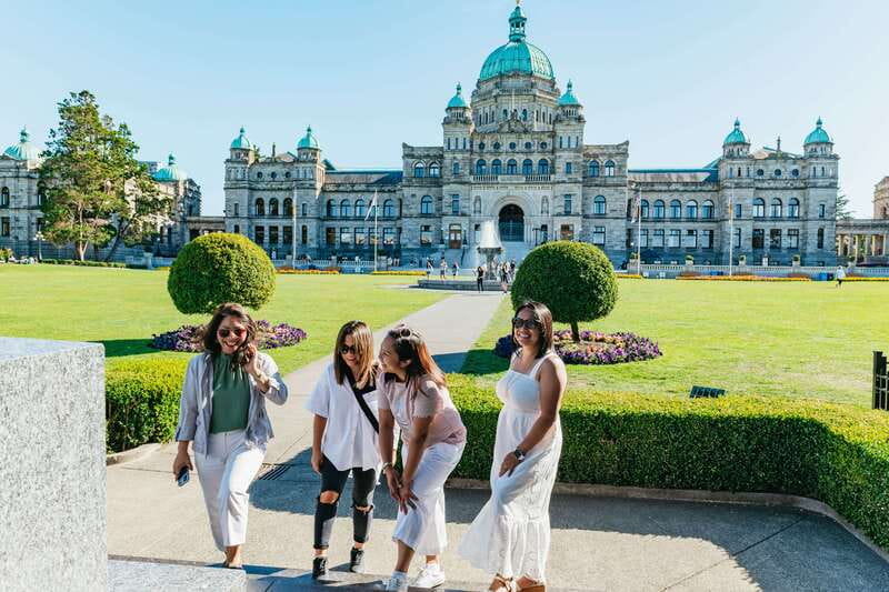 Vancouver: Victoria, Gulf Islands Cruise, & Butchart Gardens - Why this day trip works so well