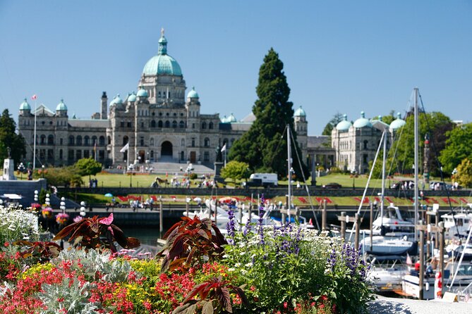 Victoria and Butchart Gardens, an Elevated Experience - The 8:00 am start in downtown Vancouver