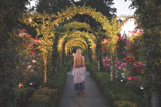 Victoria & Butchart Gardens Tour with Ferry from Vancouver - Exploring Victoria with two hours on your own