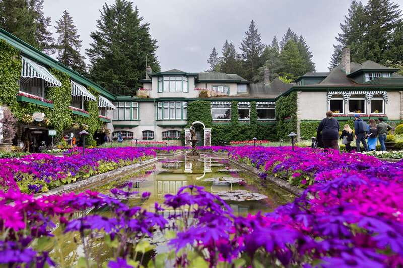 Victoria: City Highlights and Butchart Gardens Tour - Passing through Chinatown and Old Town
