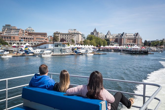 Victoria Half-Day Whale Watching Adventure with Free Photos - Naturalists turn sightings into understanding