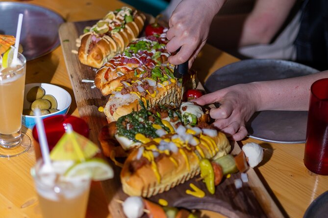 Walking Food Tour in Niagara Falls - Havana Restaurant brings music and mojitos to Queen Street