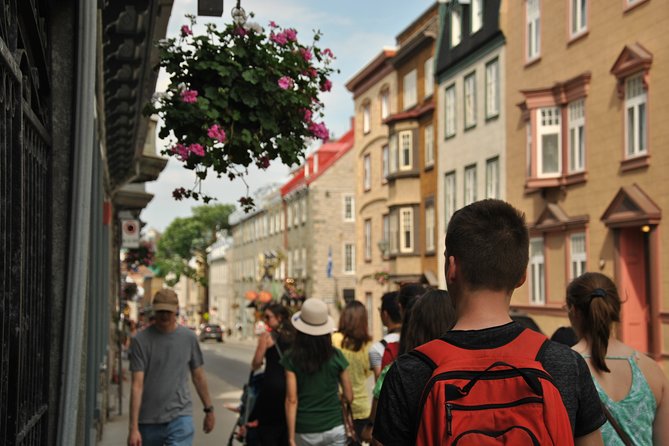 Walking Tour Through Quebec City's History - Group size, sound, and practical comfort
