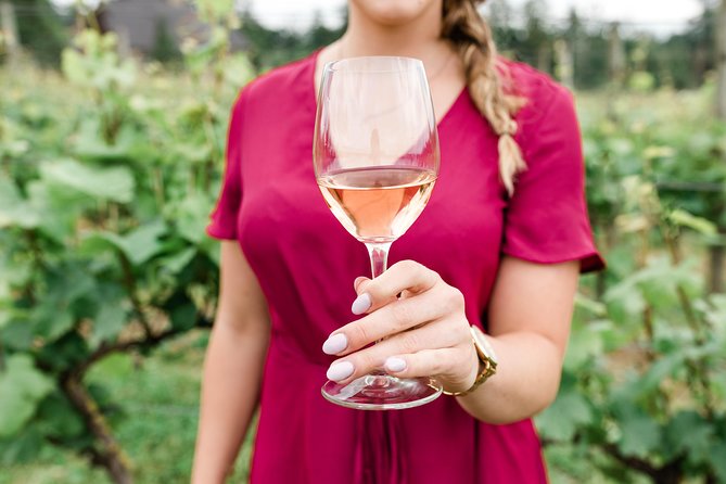 West Kelowna Wine Tour - Classic - 4 Wineries - Rollingdale Winery shows how much flavor fits in a small estate