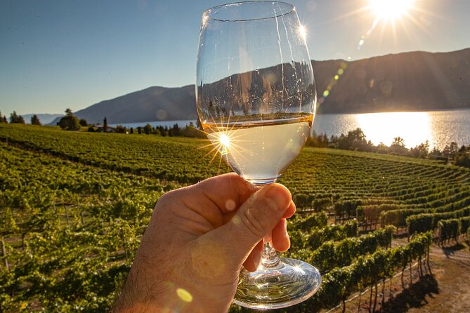 Wine Tour Experience In Lake Country 5 Wineries - Gray Monk combines wine with a proper lunch break