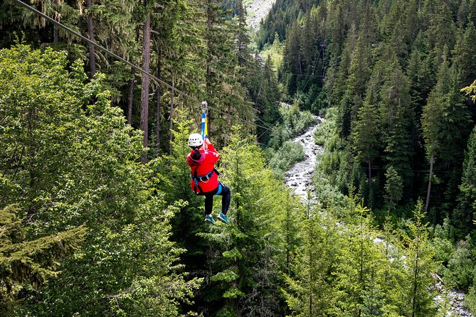 Zipline Adventure in Whistler - Gear fitting and the first safety briefing